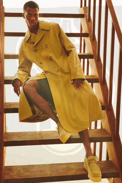 Look 10